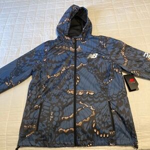 NWT New Balance lightweight water/wind resistant butterfly jacket sz XL